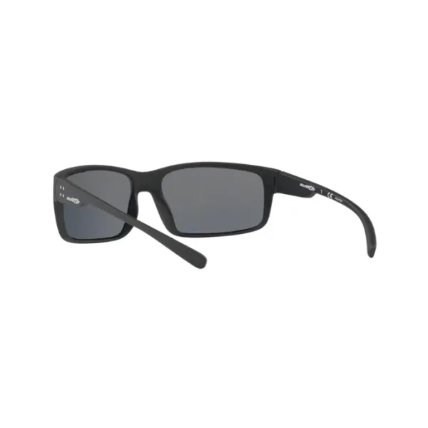 Arnette Fastball 2.0 AN4242 01/81 Matte Black Polarized Γυαλιά Ηλίου 62-16-130